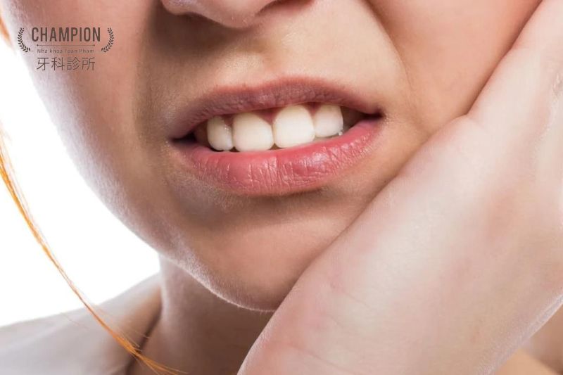 Răng khôn mọc lệch: Nguyên nhân, biểu hiện và phương pháp điều trị